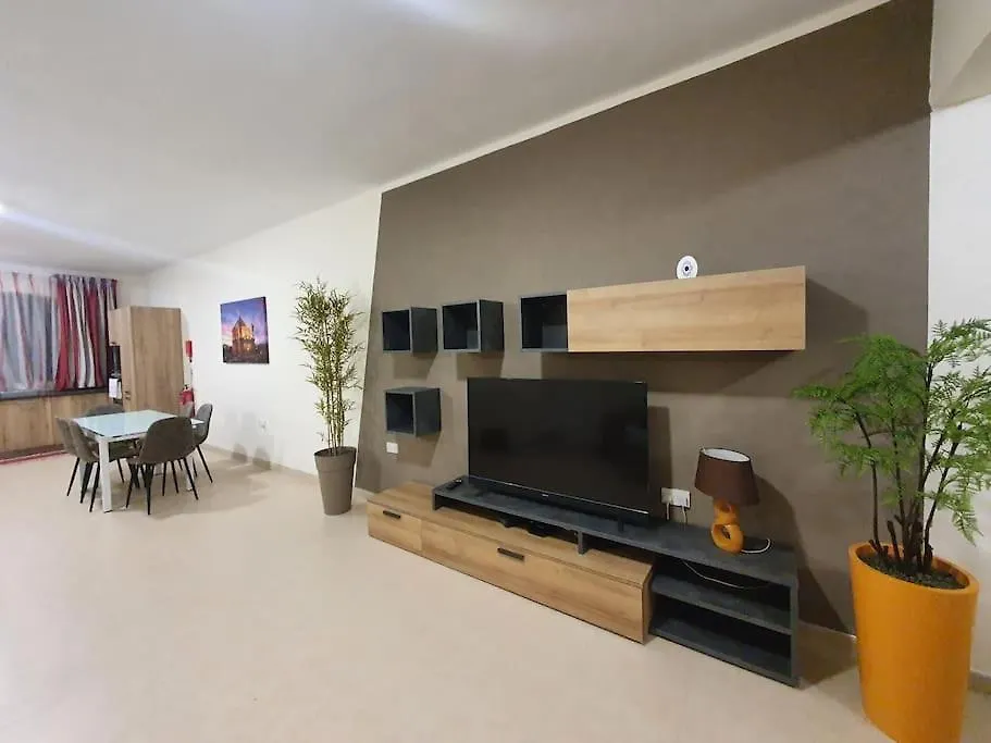 B&S Accommodation Solitary Duplex Maisonette Żejtun 0*,